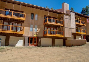 Cozy Condo close to the Chair Lift in Angel Fire