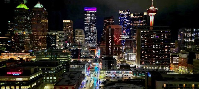 Breath-Taking-View/5Guest DTskyline-135 13ave SW in Calgary