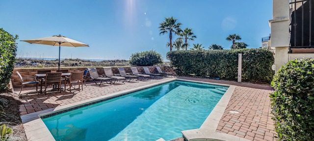 Direct Oceanfront Luxury Home, Large Private Pool and Spa, Elevator, Concierge! in Hilton Head Island