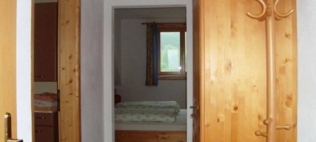 Double room courtyard view - Ferienhof Blasriegl in Hinterstoder