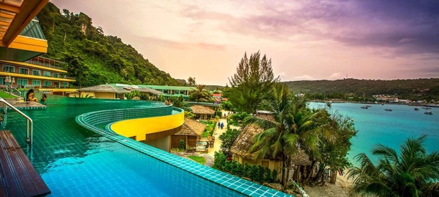 Phi Phi Cliff Beach Resort in Ko Phi Phi