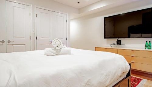 2BR - Near Corridor DC Streetcar Union Station in Washington